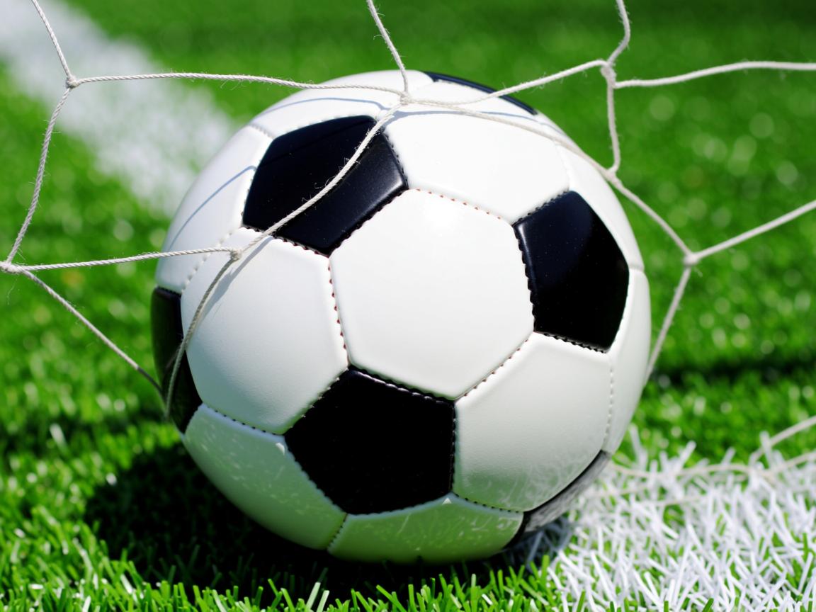 爱游戏体育入口-巴黎控制中场压缩对手反击空间，巴黎被逆转两次都是输谁  第2张